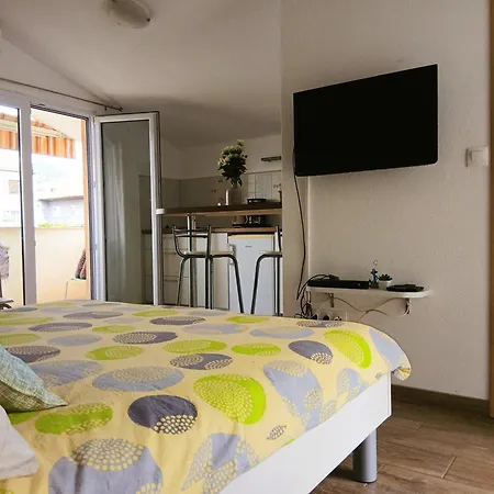 Danijela Apartment *